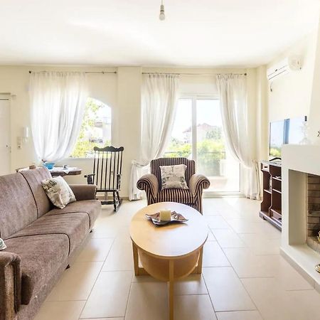 Οικια Elisabeth Apartment Artemida  Bagian luar foto