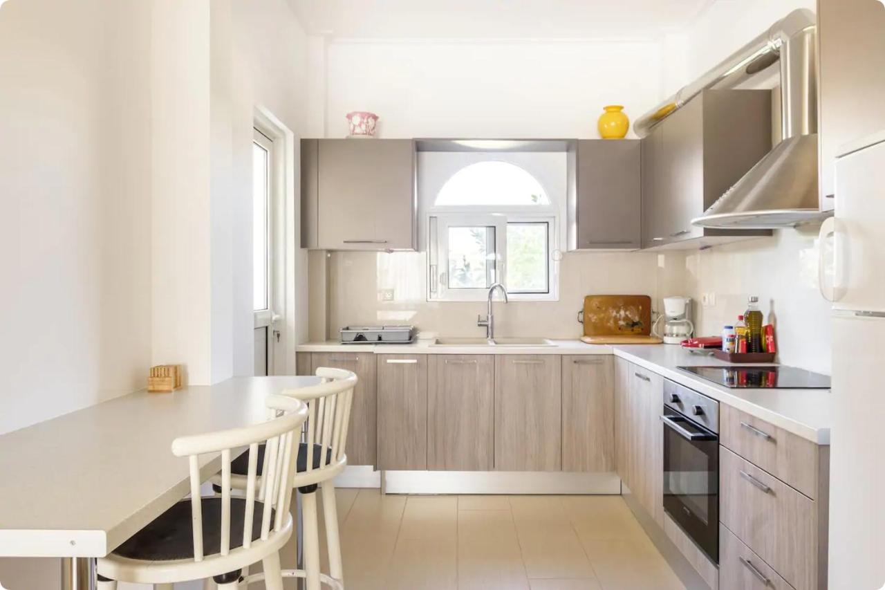 Οικια Elisabeth Apartment Artemida  Bagian luar foto
