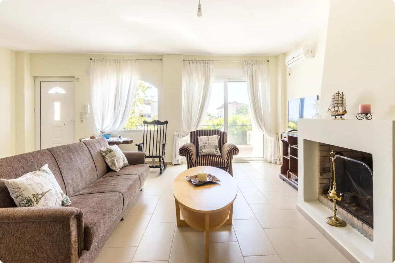 Οικια Elisabeth Apartment Artemida  Bagian luar foto